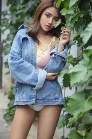 图书馆的女友在线看_720BD在线观看